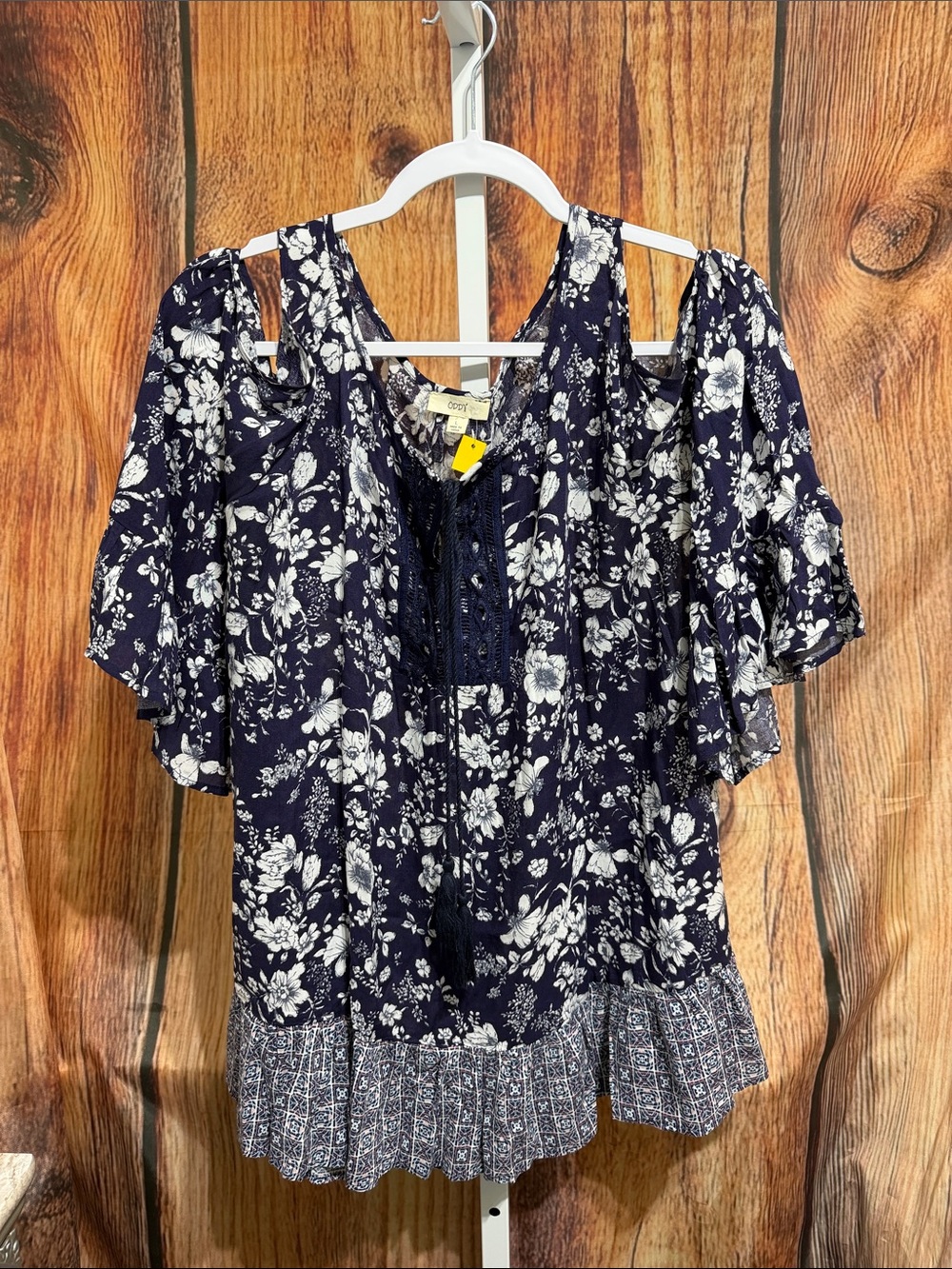 Oddy Cold Shoulder Tie Front Ruffle Blouse Size L